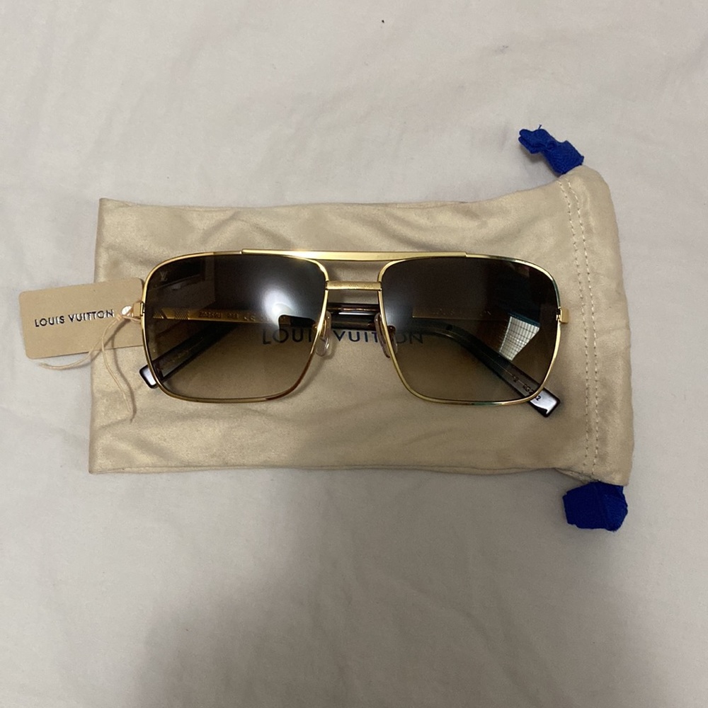 Louis Vuitton sunglasses - Picture 4 of 4